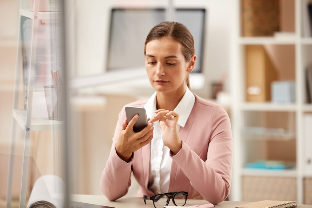 employee texting